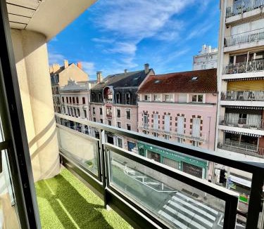 Tarbes Apartment | Le Gambetta - 2 Chambres - Place Verdun