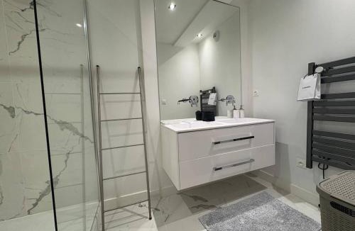 Saint-Pol-sur-Mer Apartment | Le Gambetta suite