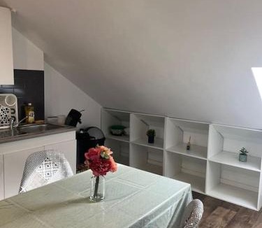 Chateau Apartment | Le garden cottage 20m² 2 personnes