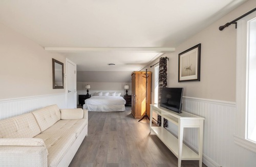 Sainte-Flavie Hotel | Le Gaspésiana