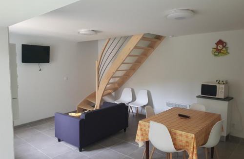 Saint-Uze House | le Gaspalette