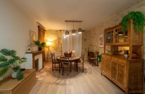 Monpazier House | Le Gentil Coquelicot