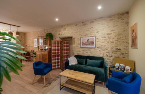 Monpazier House | Le Gentil Coquelicot