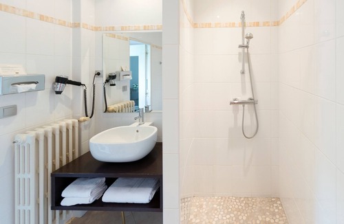 Cesson-Sevigne Hotel | Le Germinal