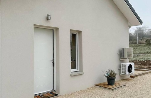 Saint-Pierre-de-Curtille House | LE GITE DU TOUR DU LAC 1