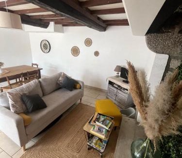 Vire-Normandie House | Le Gite de la Menuiserie