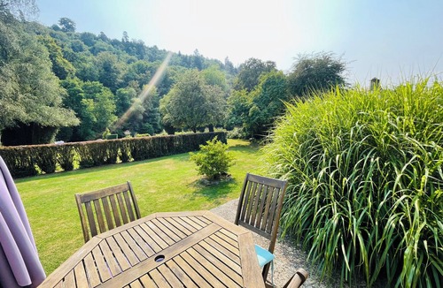 Campeaux Cottage | Le Gite De Parc (2 Bedrooms, Sleeps 4)