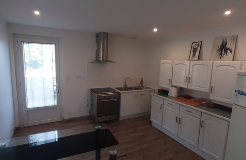 Misson House | Le Gite de L'abeille Noire