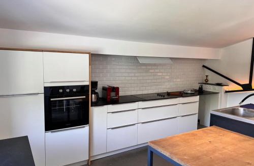 Gray Apartment | le gite de l'atelier