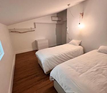 Gray Apartment | le gite de l'atelier