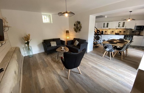 Mosnes House | Le Gite des Ecuries de la Barre