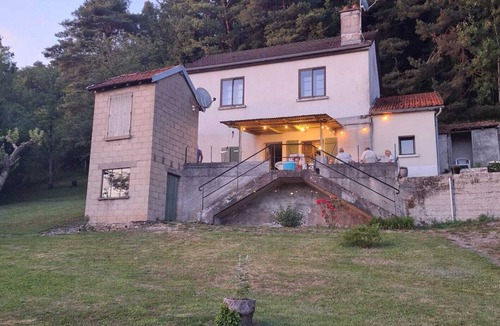 Salmaise House | LE GITE DES RUELLES A HAVEN OF PEACE IN THE HEART OF BURGUNDY