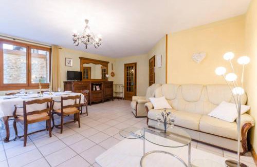 Balnot-sur-Laignes House | Le gite du petit ecureuil