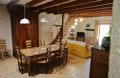 Razac-de-Saussignac House | Le Gite Du Vigneron Périgord