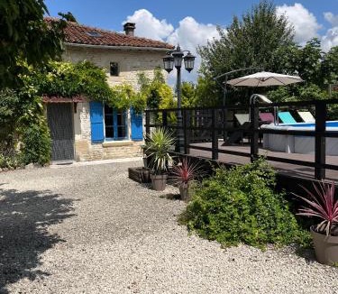 Loubille House | le gite du vieux puits