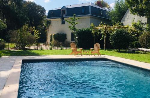 Saint-Clement-des-Levees Apartment | Le Gite du Clos des Levées