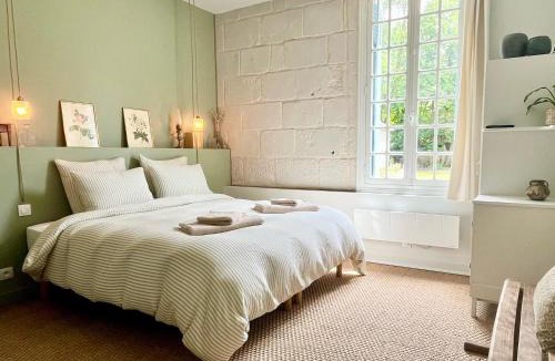 Saint-Clement-des-Levees Apartment | Le Gite du Clos des Levées