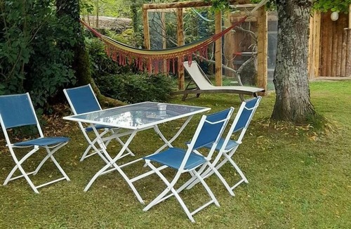 Cambes Apartment | Le gite HIBISCUS 2 pers