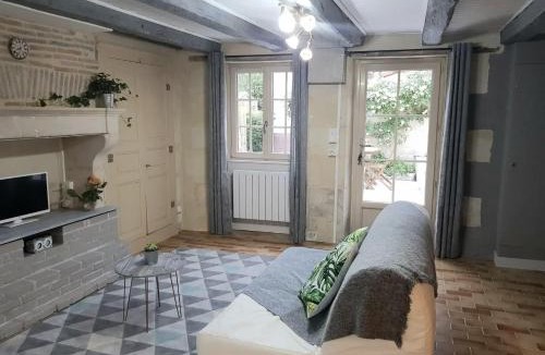 La Puye House | Le Gite Leiloo