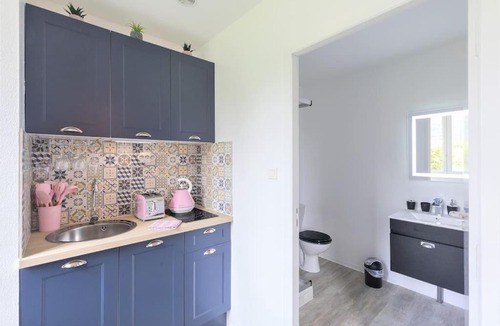 Lourdes Apartment | LE GLAMOUR *STUDIO *PARKING PRIVE* *WIFI*CALME*