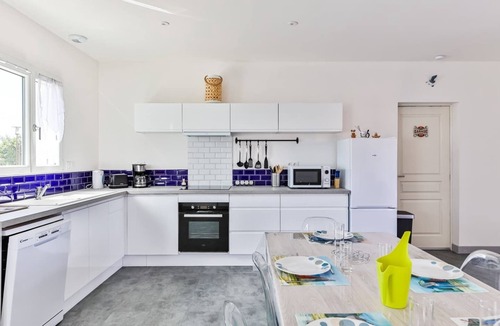 Beauvoir-sur-Mer House | Le Gois - Parking - Marais salants