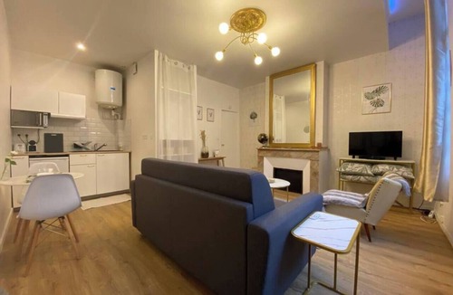 Le Busca Apartment | Le Golden magnificent studio hyper center with wifi