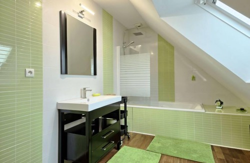 Besne House | Le Graffi'Ty by Interhome