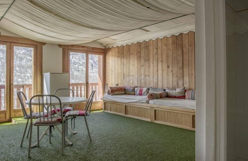 Praranger House | LE Gran Koute - LES Belleville