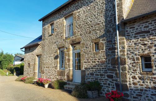 Saint-Mars-sur-Colmont House | Le Grand Aulnay