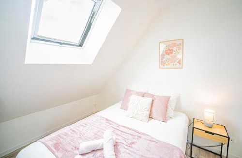 Saint-Pierre-des-Corps Apartment | Le Grand Anatole - Proche Gare - Netflix