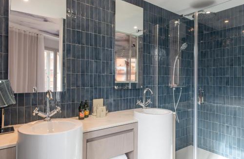 Toulouse City-Centre Hotel | Le Grand Balcon Hotel