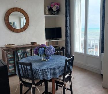 Saint-Valery-en-Caux Apartment | Le Grand Bleu