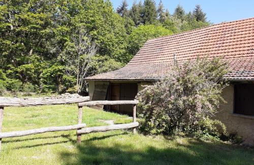 Saint-Sernin-du-Bois House | Le grand bonheur