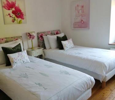 Montcaret Bed & Breakfast | Le Grand Chemin de La Vie