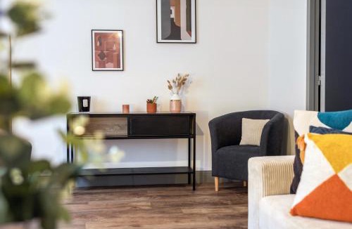 Old Town Apartment | Le Grand Colbert - By PrestiPlace