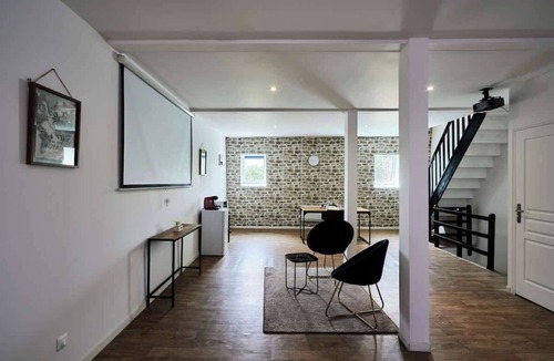 Tourcoing Apartment | Le grand duplex, balnéo, 10 minutes de la gare