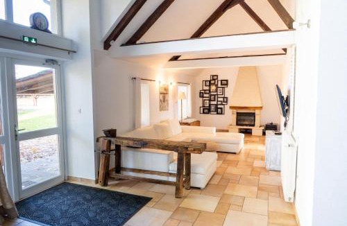 Souvigny House | Le grand gîte