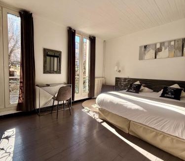 Forcalquier Hotel | Le Grand Hotel