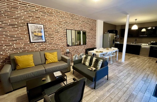 Amerique Apartment | Le Grand Jaures PARIS 8 people