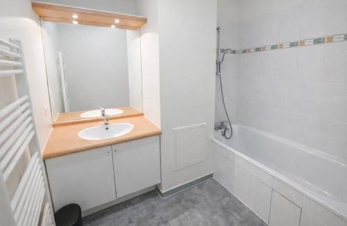 Petit-Colombes Apartment | Le Grand Nid
