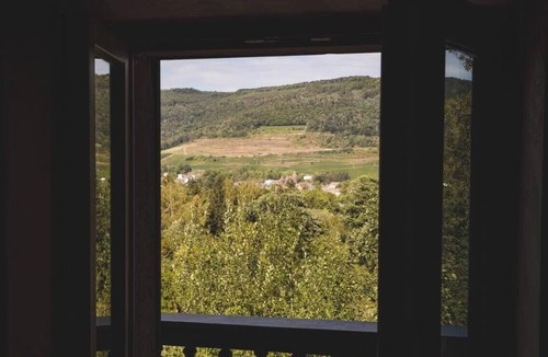 Guebwiller House | Le Grand Petit Prince I Charming House 6 pers I Private Jacuzzi