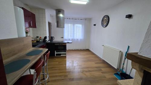 Norroy Apartment | Le Grand Poirier, Appartement cosy face centre équestre