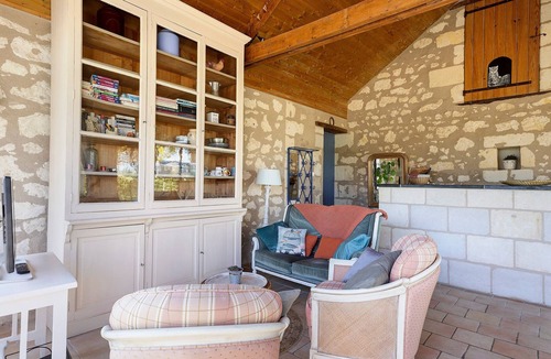 Longue-Jumelles House | "le grand pré" Holiday Home – Renovated Stable with Garden, Terrace, and Family Amenities