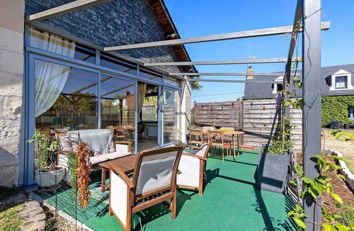 Longue-Jumelles House | "le grand pré" Holiday Home – Renovated Stable with Garden, Terrace, and Family Amenities