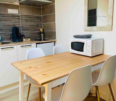 Castres Apartment | Le Grand Studio