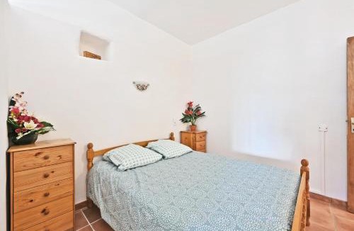 Ribes Apartment | Le Grand Val - Appt pour 3 vue sur la vallée