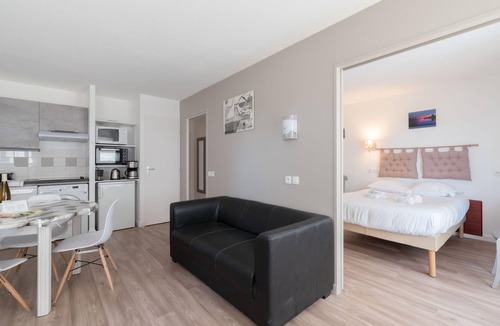 Pornic Apartment | Le Green - Piscine - Mer - Wifi