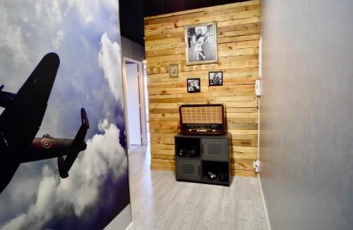 Saint-Nicolas Apartment | Le Green Way, Style Seconde Guerre et terrasse