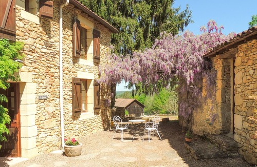 Larzac Apartment | Le Grenier - A little cottage with an annexe