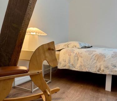 Pontorson Apartment | Le Grenier d'Antan - Near Mont-Saint-Michel